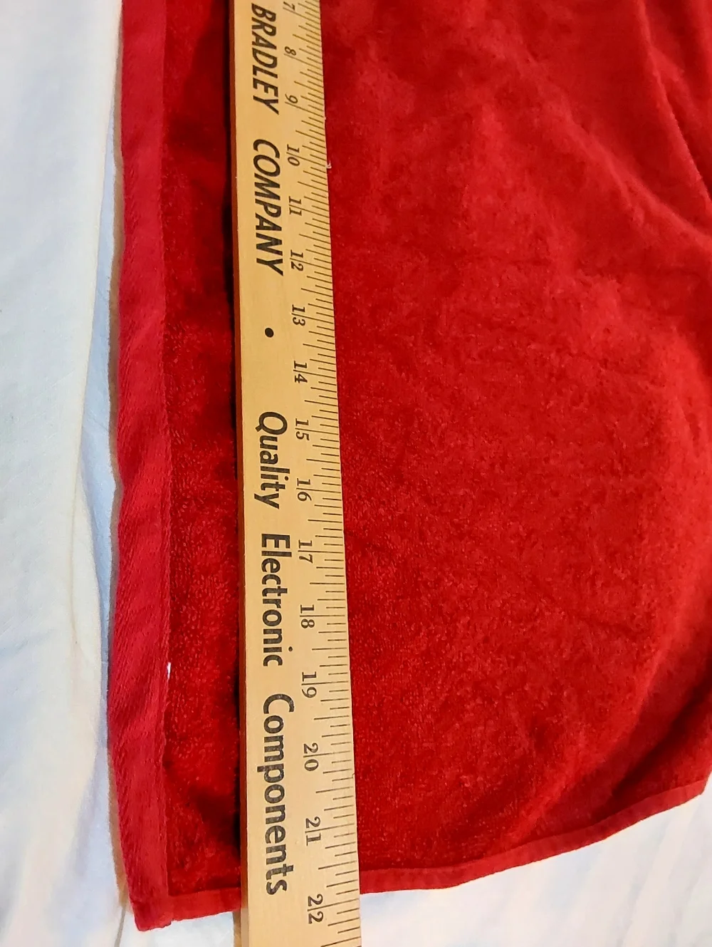 N/A festive red